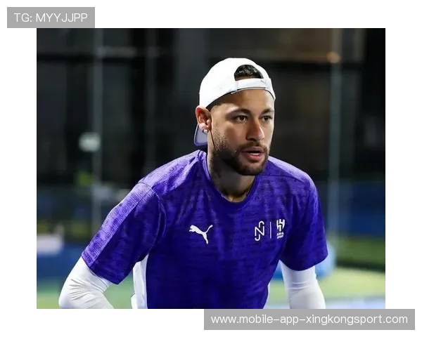 内马尔惊艳复出秀脚法